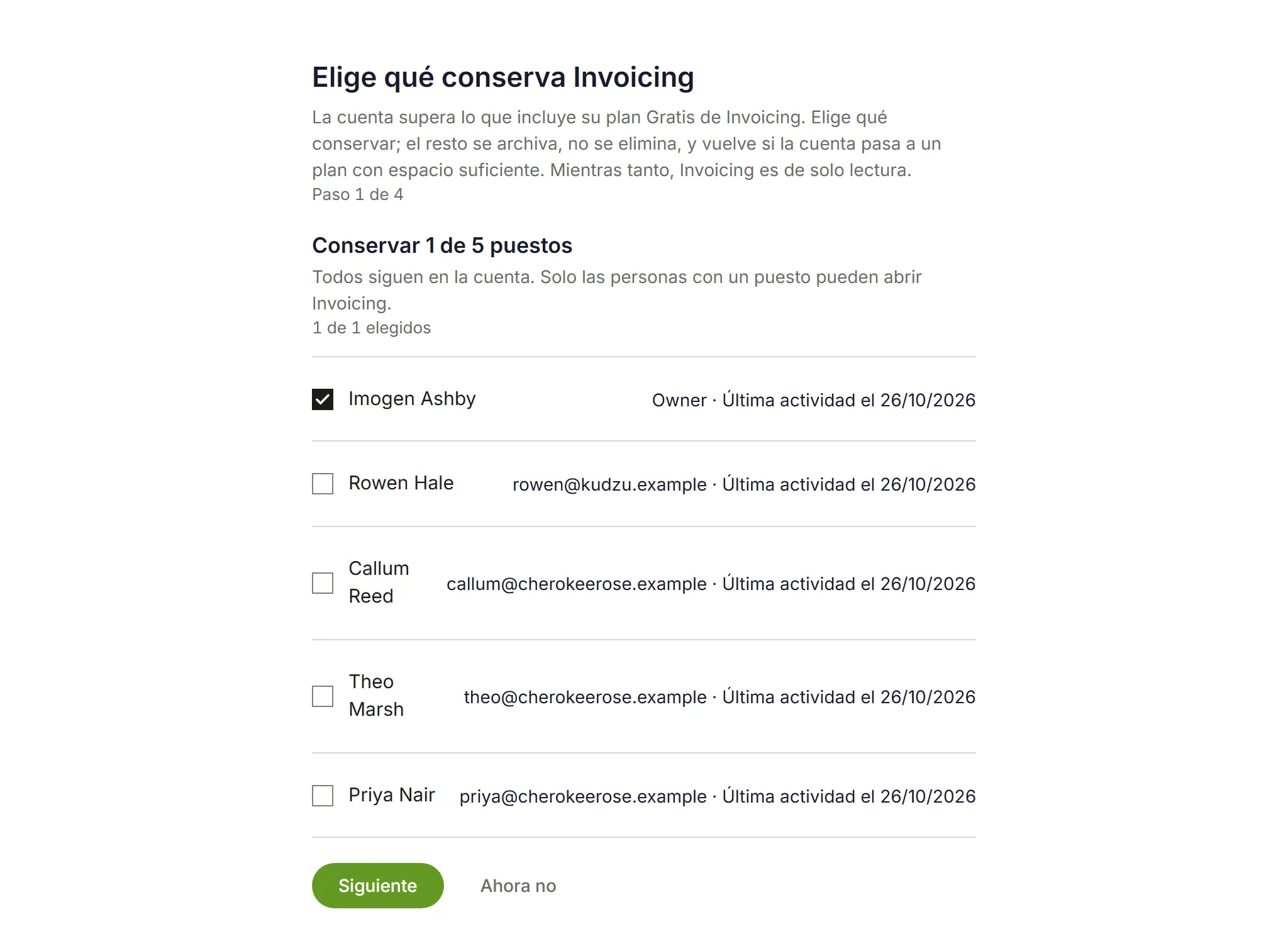 Elige qué conserva Invoicing, paso 1 de 4: conservar 1 de 5 puestos, con el Propietario marcado