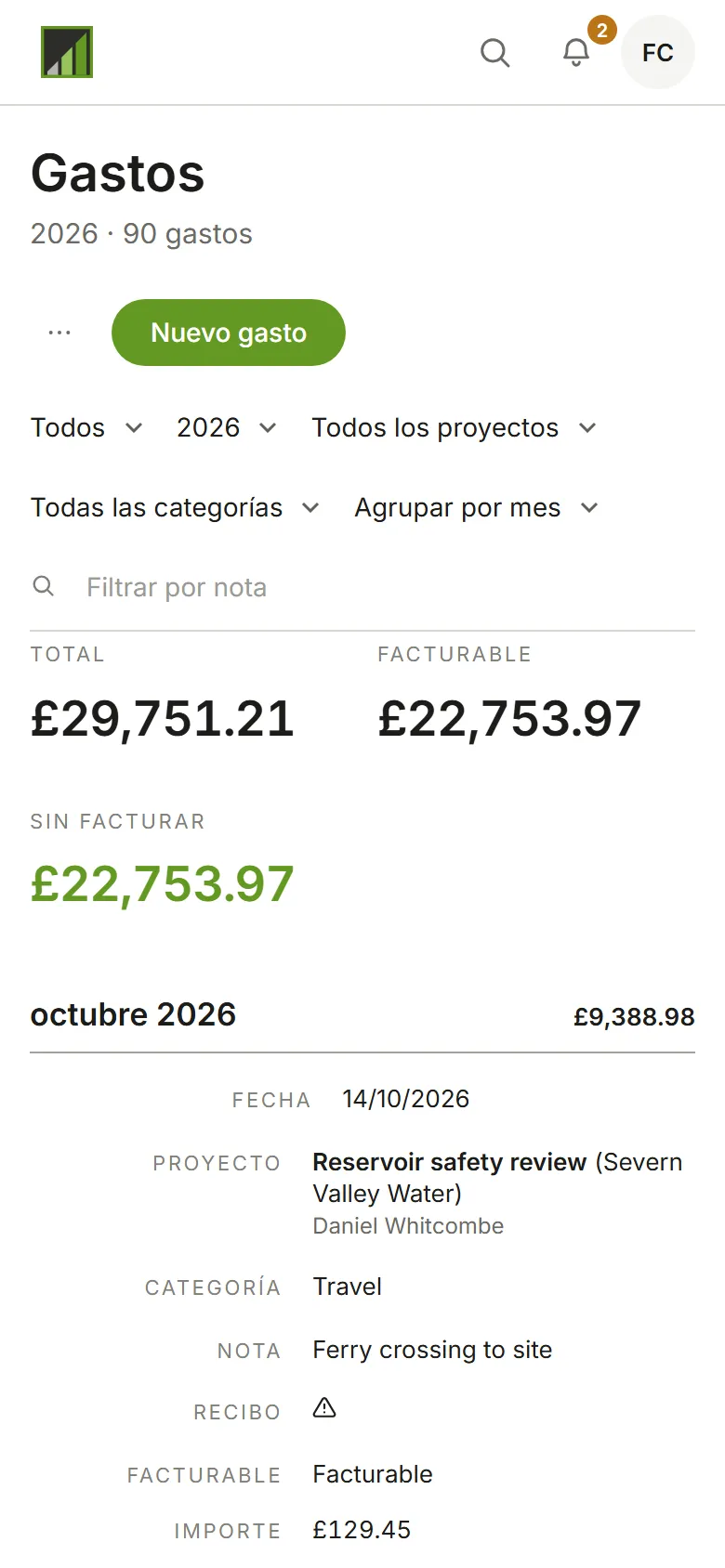La página Gastos, agrupada por mes