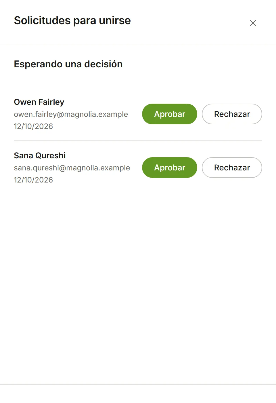 Solicitudes para unirse, con dos personas esperando una decisión